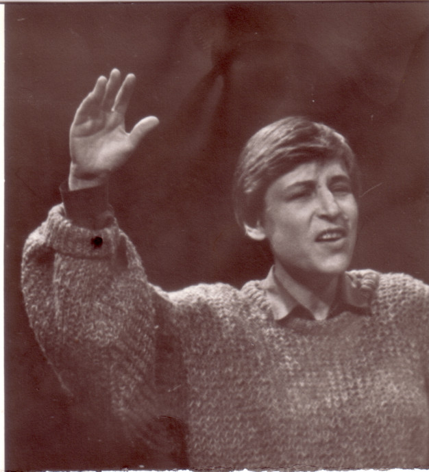 Юнна Мориц декламирует стихи.