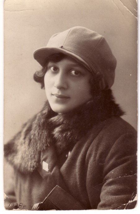 Анна Исаевна Рамбам, 1928 г.